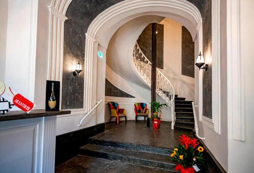 مسافرخانه Villa Elisio Hotel & Spa