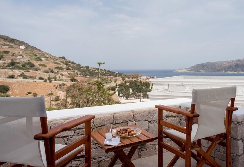 Irene Kimolos Villas