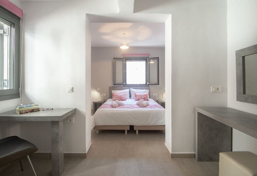 Ithaka Deluxe Home