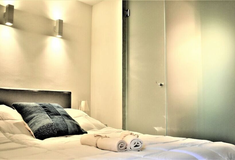 Acropolis Suites