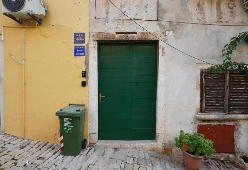 Amici Apartment