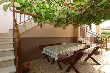 Apartment 1563
