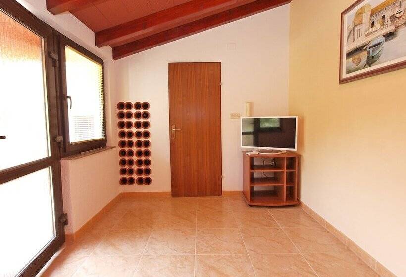Apartment 730