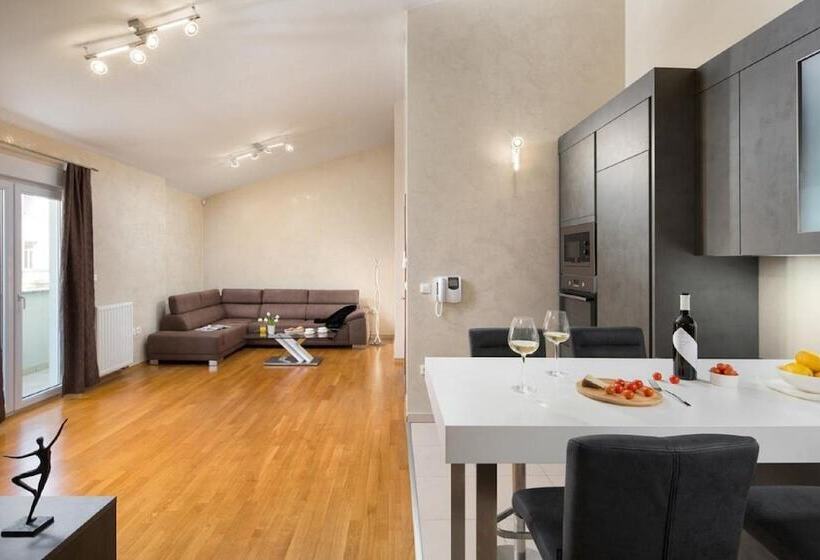 Apartment Leonardo