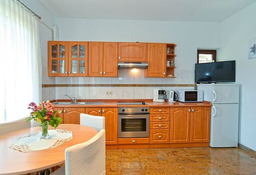 Apartments Porec 336