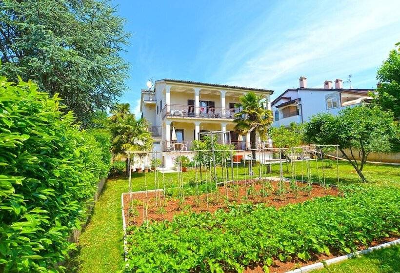 Apartments Porec 336