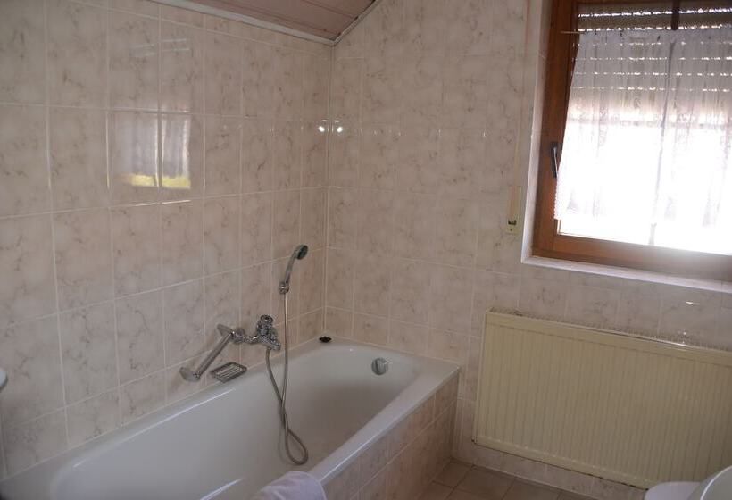 ペンション Mountain View Rooms