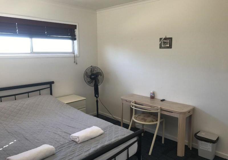 펜션 Nerang 66 House