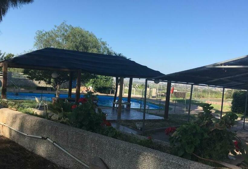 Villa Entrenaranjos