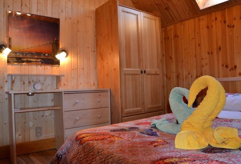 تختخواب و صبحانه Magadan & Spa