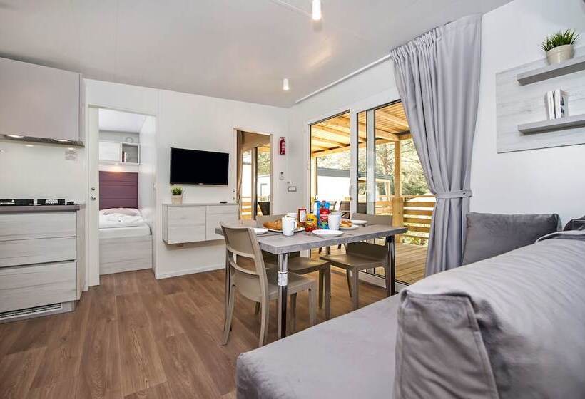 فندق Mediteran Kamp Mobile Homes In Camping Puntica