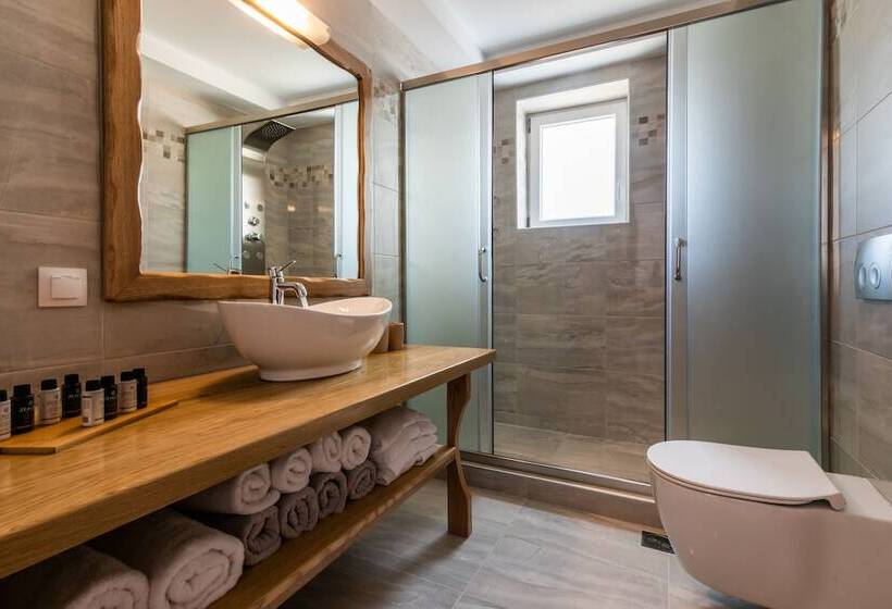 Milesian Suites