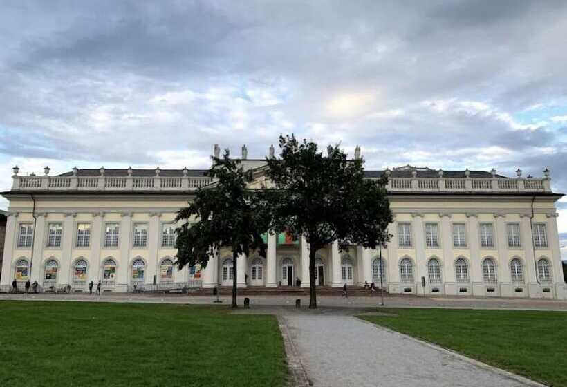 پانسیون Gästezimmer Am Weinberg