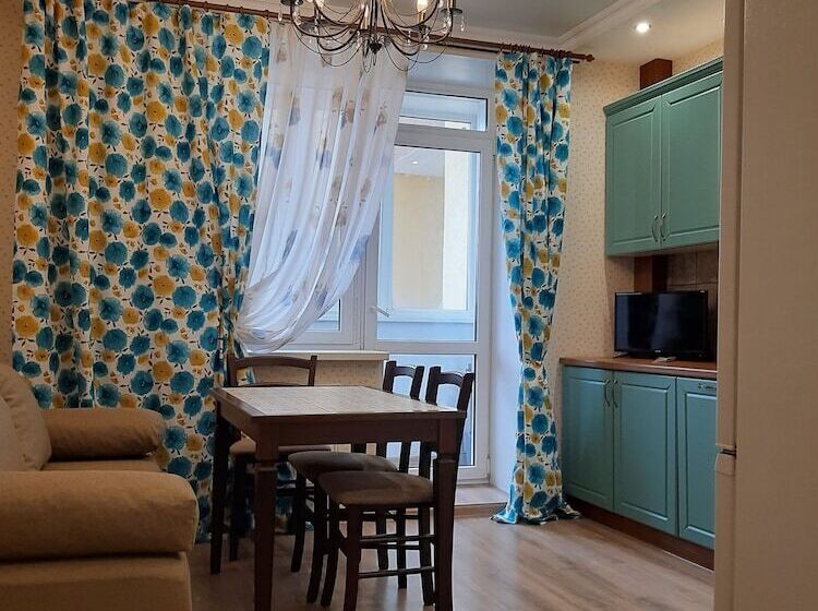 Apartment Pochtovaya 62