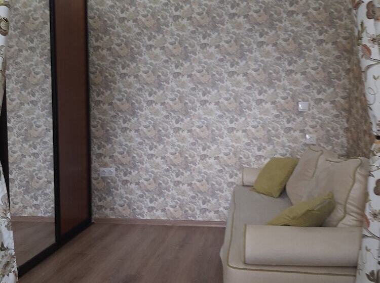 Apartment Pochtovaya 62