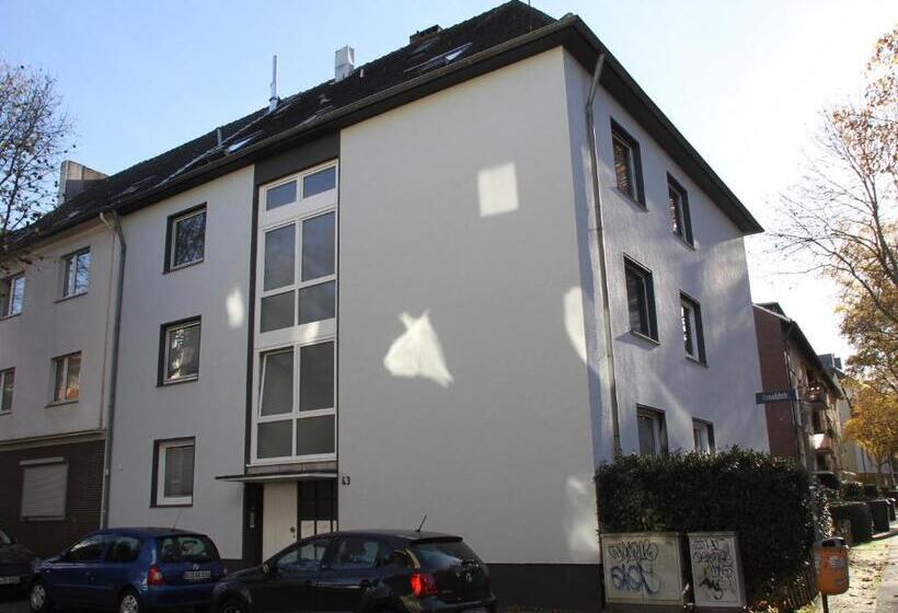 Apartmenthaus In Der Arnoldstraße