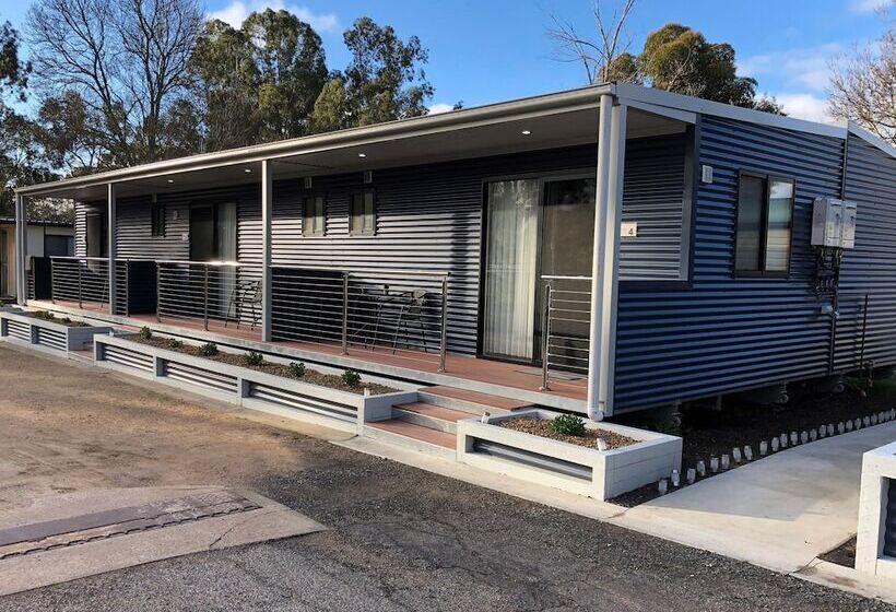 酒店 Acacia Caravan Park & Holiday Units