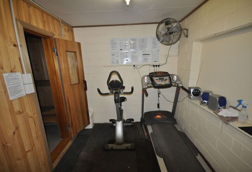 ホテル Dylene Caravan Park   2 Br Family Cabin With Air