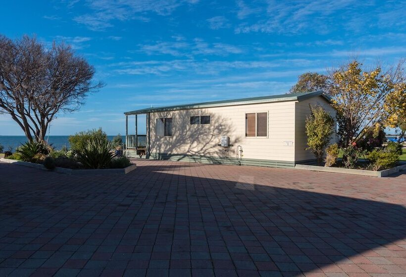 فندق Edithburgh Caravan Park