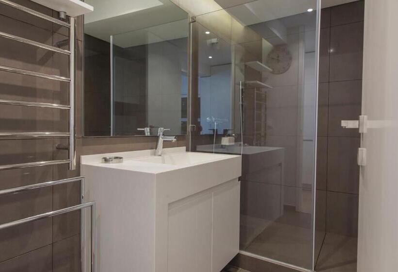 Modern Apartment With View Near Castelo De São Jorge