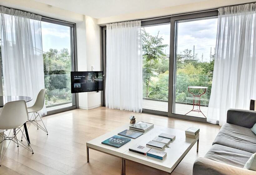 Verde Apartments