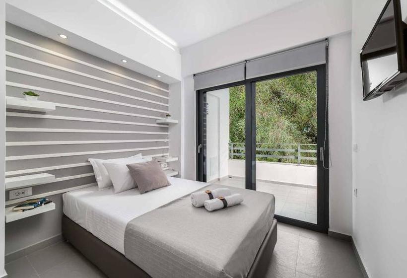 Villa Summer Light