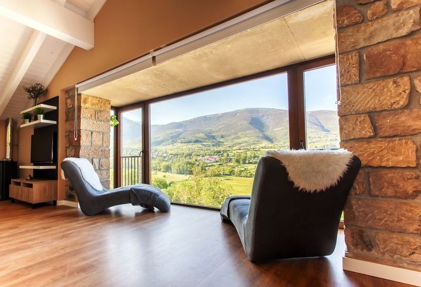 El Balcon De La Lomba