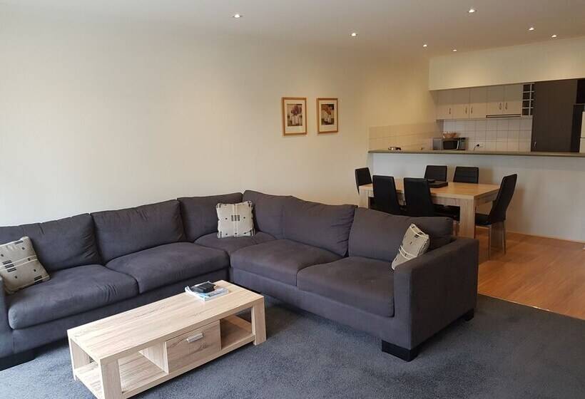 Gilles Apartment