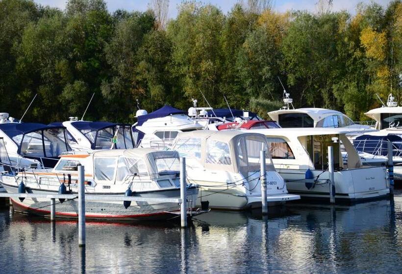 Luxstay Werder