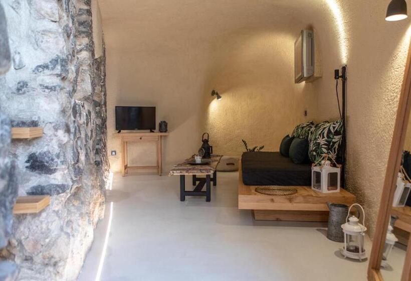 Nalas Suites