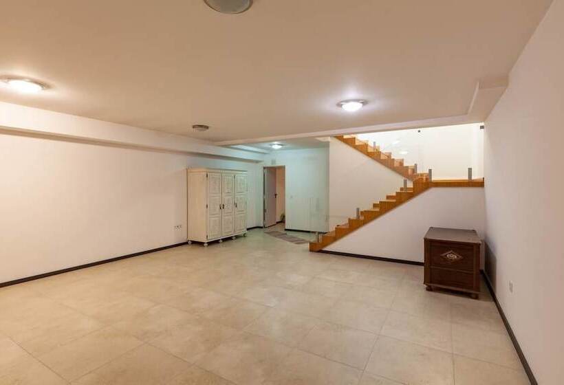Private Modern Home, Fully Equipped, Near Historic Braga Centre