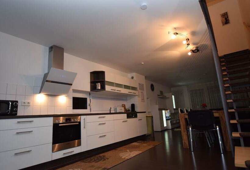 Ab Apartment 80 Schmidener Vorstadt