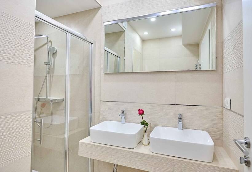 پانسیون Best Location Rooms