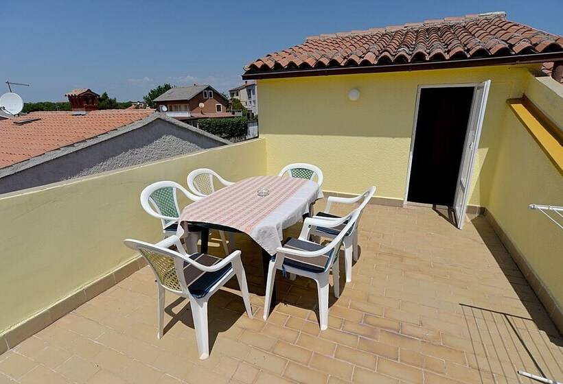 Apartment Gey 671