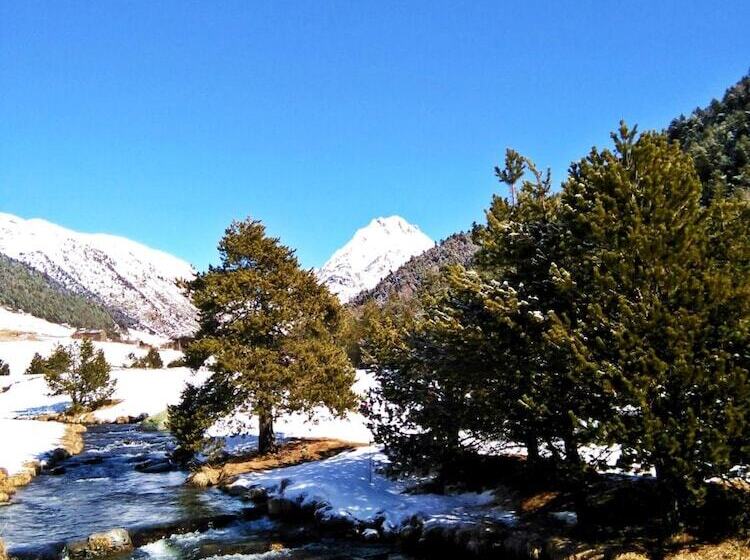 تختخواب و صبحانه Chalet Rec Dels Noguers