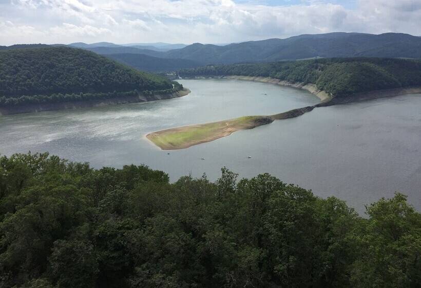 Пансион Ferienwohnung Sauerlandblick
