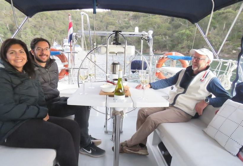 Отель Sailtas  Sailing Charters To Bruny Island  Adults Only