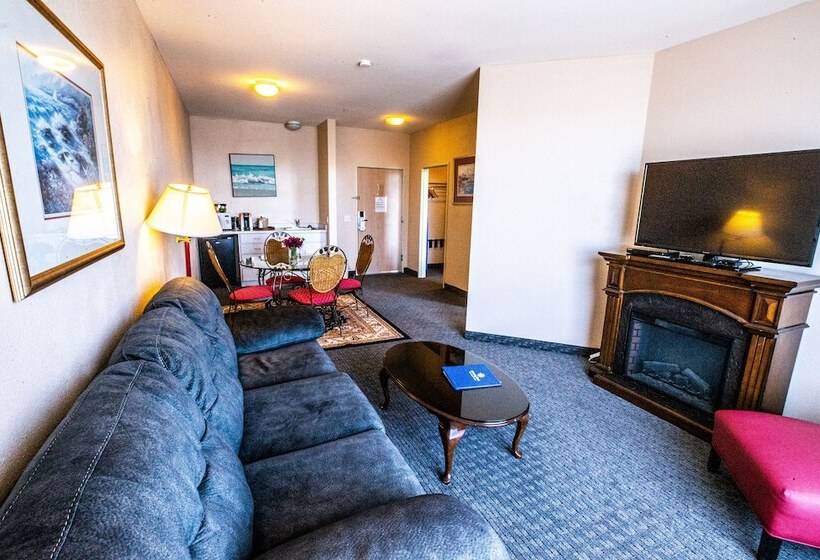 Bayvue Hotel, Resort & Suites