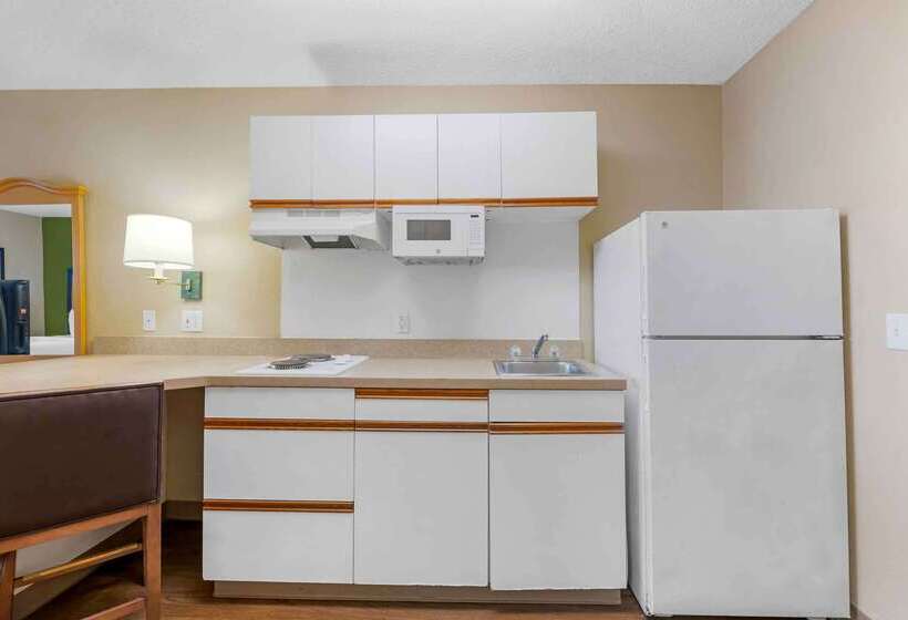 Extended Stay America Suites  Orlando  Southpark  Equity Row