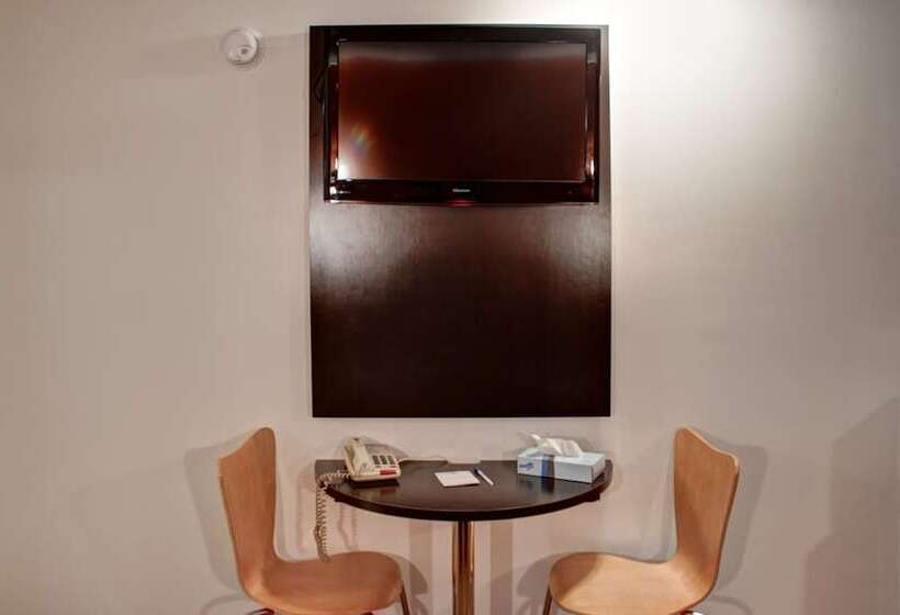 هتل Americas Best Value Inn Heath Newark