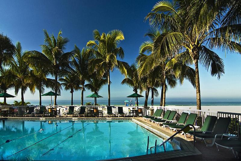 ホテル Bellwether Beach Resort