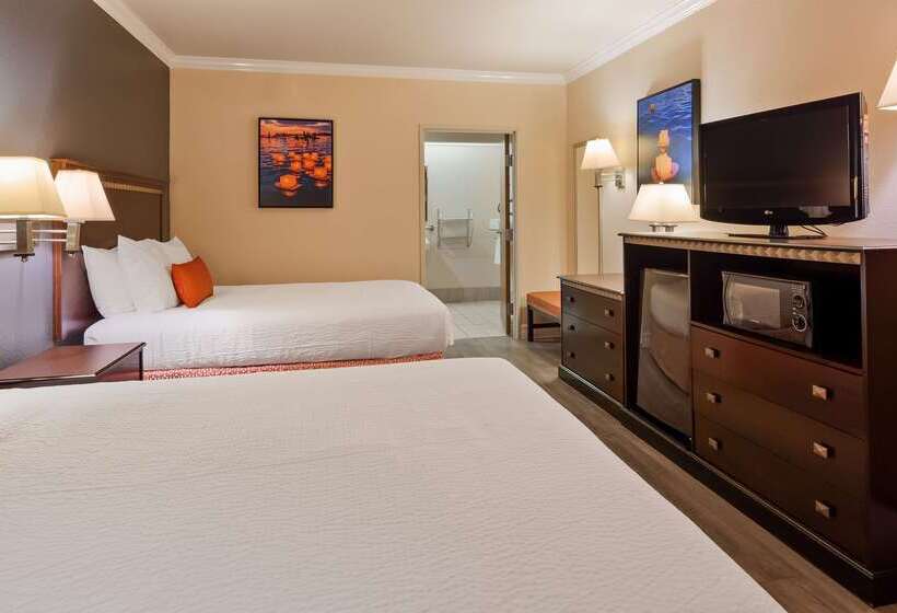 هتل Best Western Anthony/west El Paso