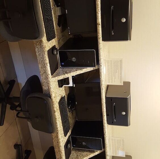 호텔 Best Western Inn & Suites Lemoore