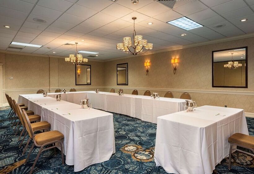 호텔 Best Western Plus Strongsville Cleveland