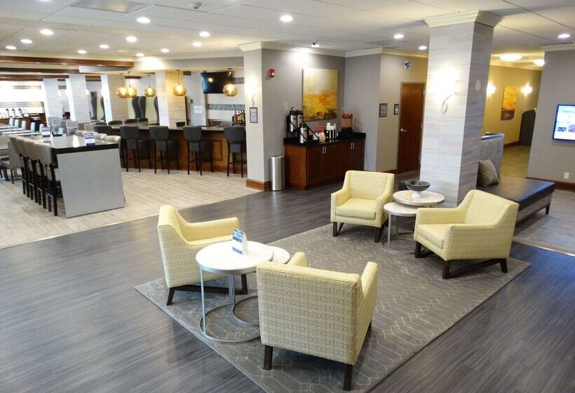 هتل Best Western Premier Airport/expo Center