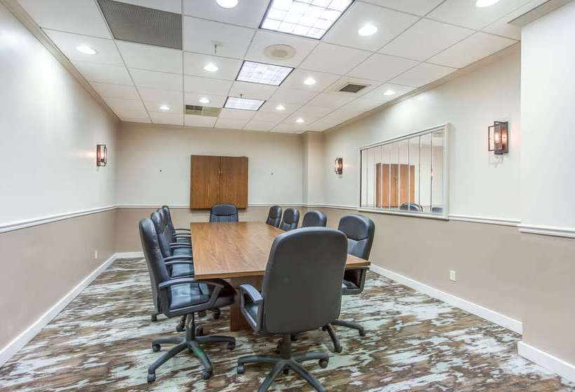Burrstone Inn, Ascend Hotel Collection