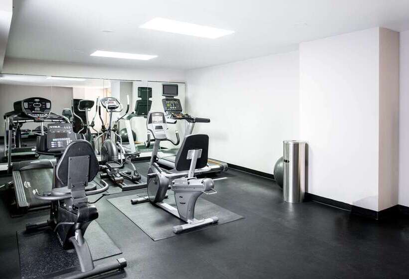 Clarion Hotel & Conference Center Leesburg