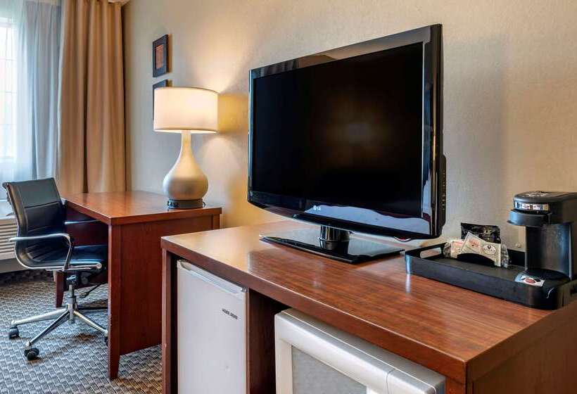 호텔 Comfort Inn & Suites Napoleon