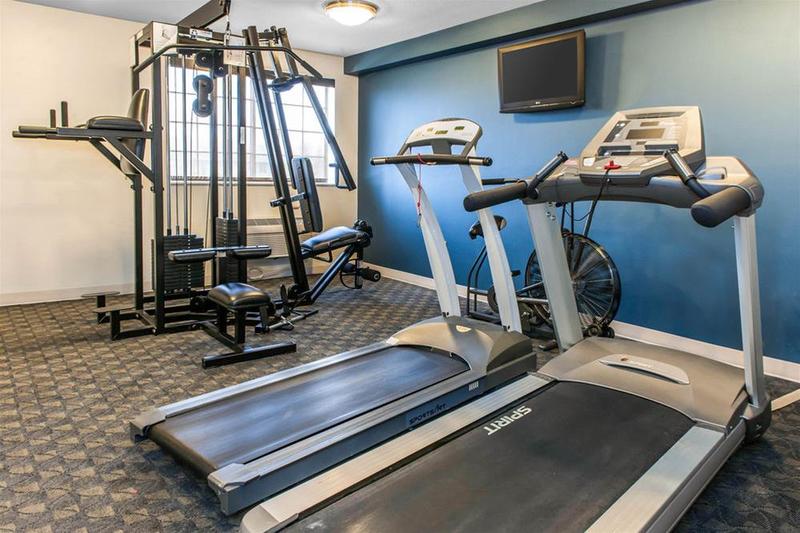 호텔 Comfort Inn & Suites Napoleon
