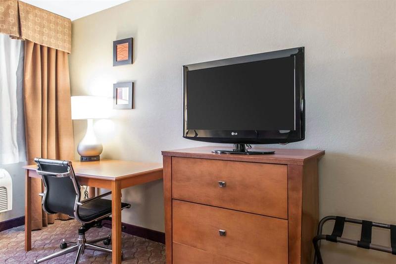 호텔 Comfort Inn & Suites Napoleon
